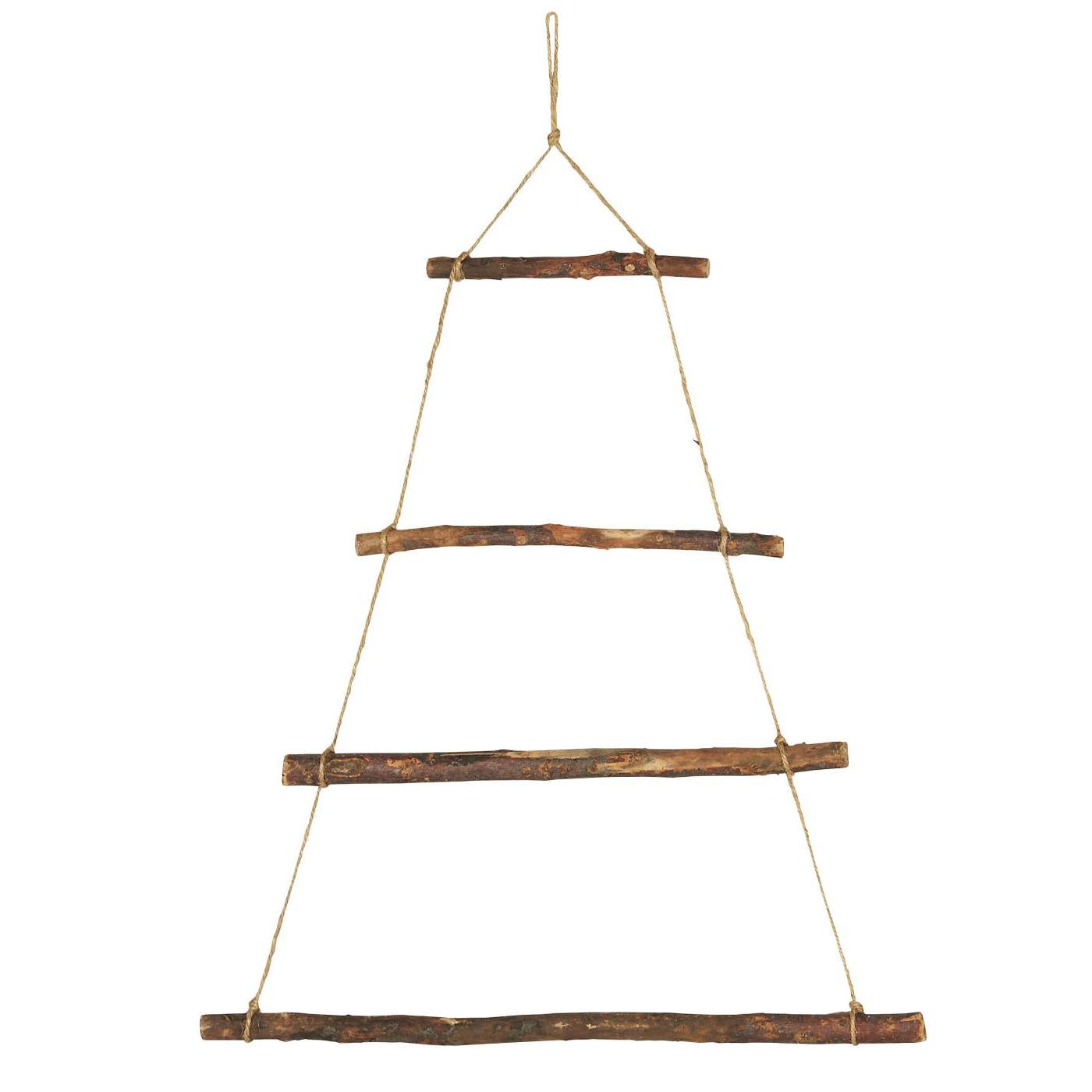 Tannenbaum aus Zweigen
