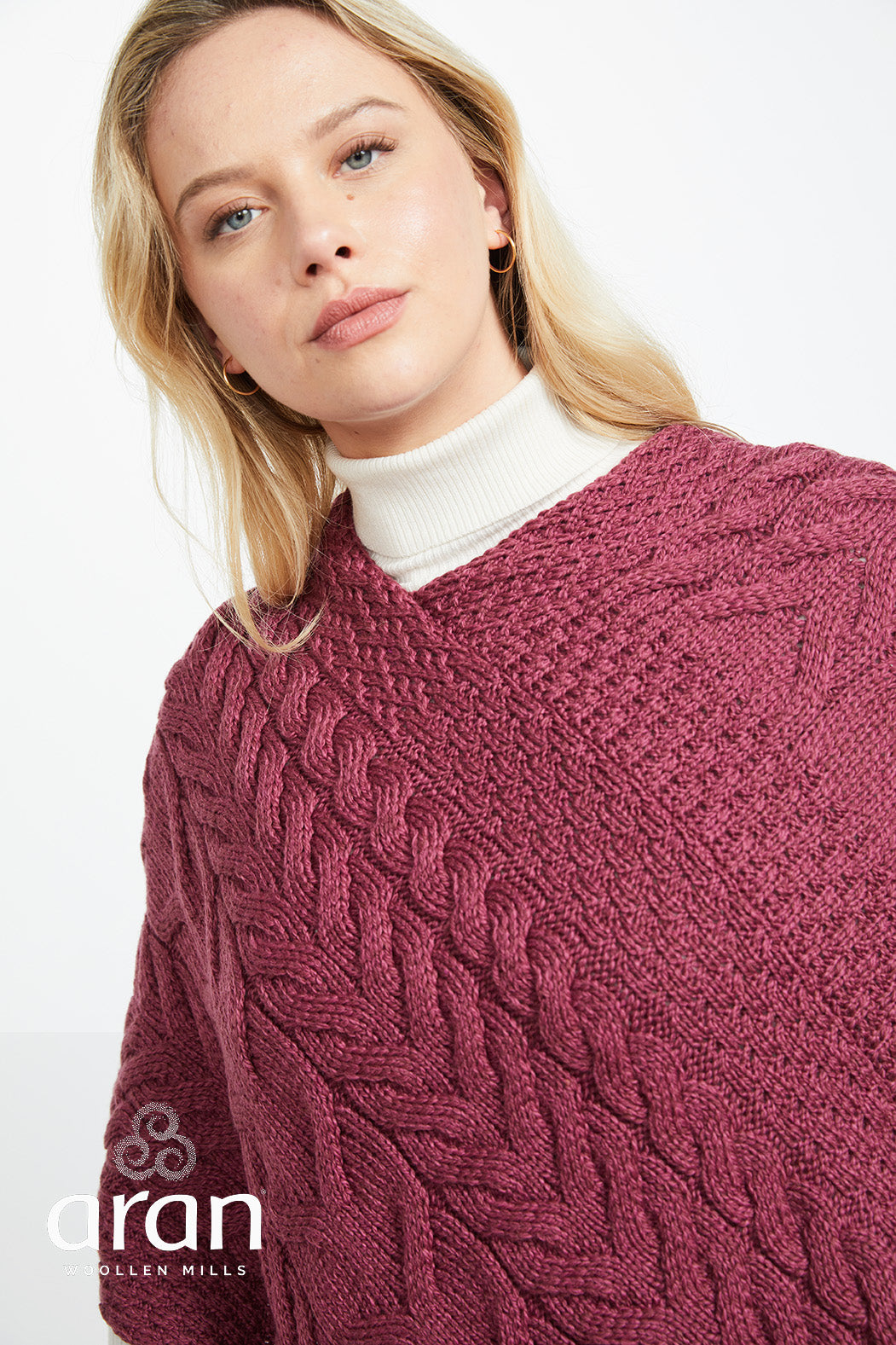 Aran Poncho Berry