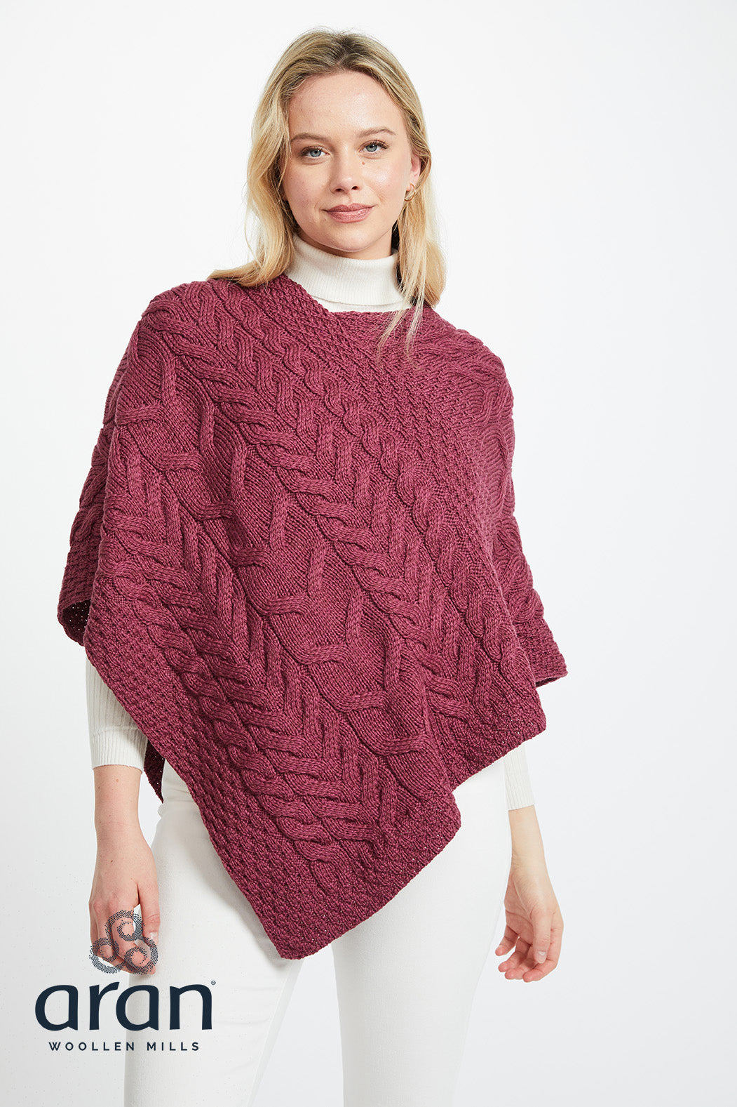 Aran Poncho Berry