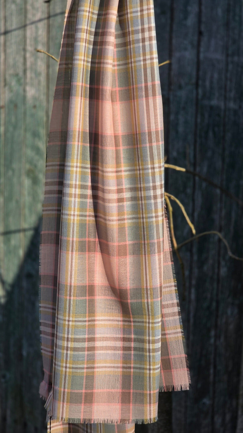 Alba Stola - Extra Fine Merino - Dundee Rose