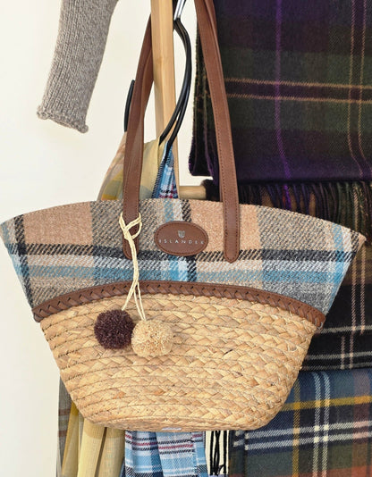 Straw Basket Bag mit Harris Tweed®