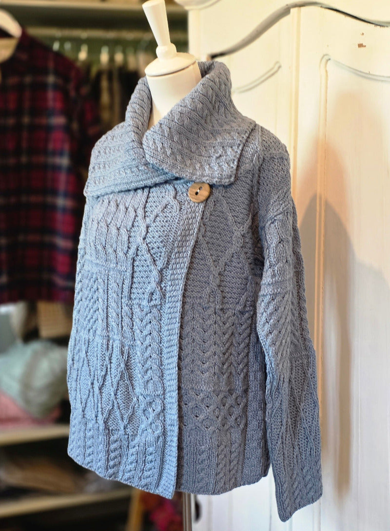 Damen Merino Cardigan mit Knopf und großem Kragen