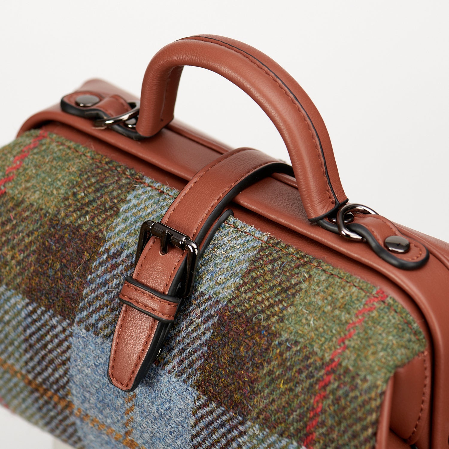 The Medium Doctor Bag Chestnut Blue Tartan