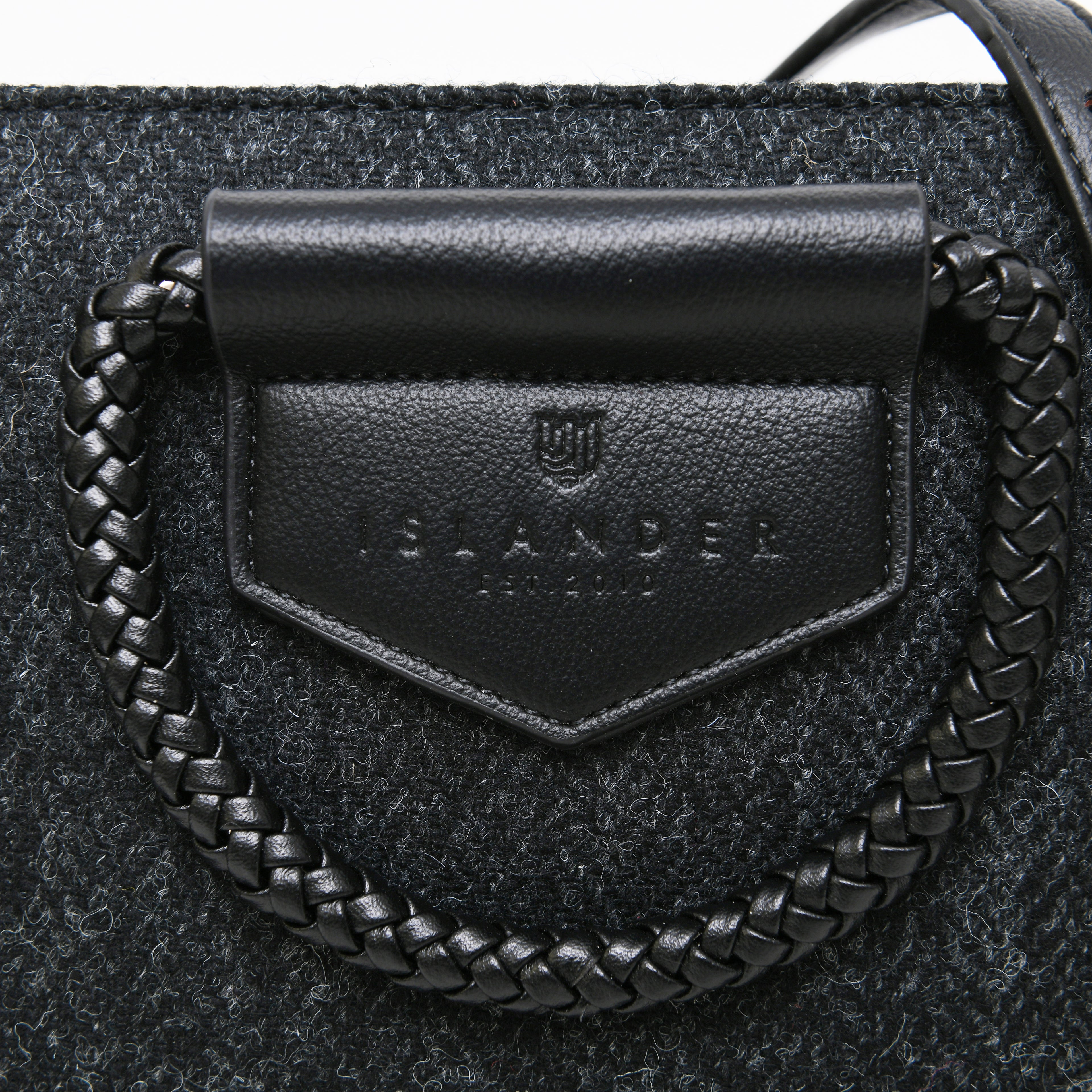 Arran Tasche Black Herringbone