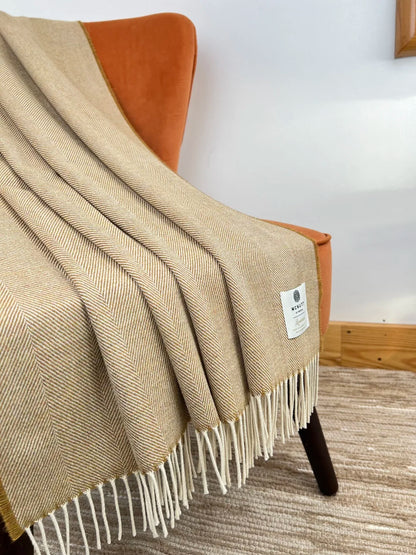 Merino Lambswool Wohndecke Mead