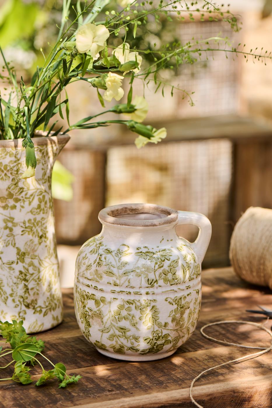 Vase mit Henkel Green Blossom