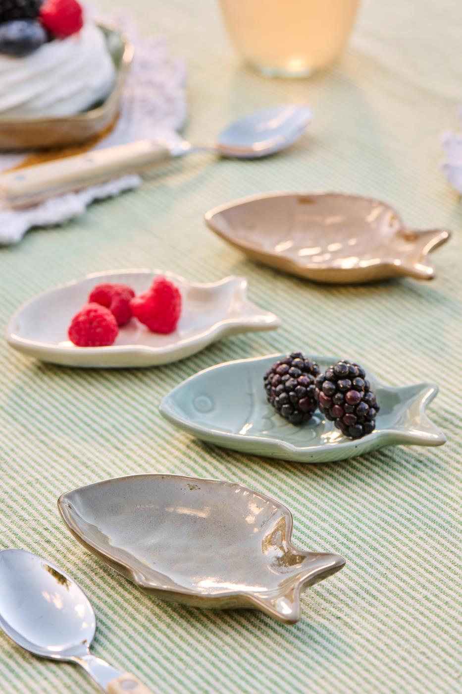 Schale fischförmig in 4 Farben