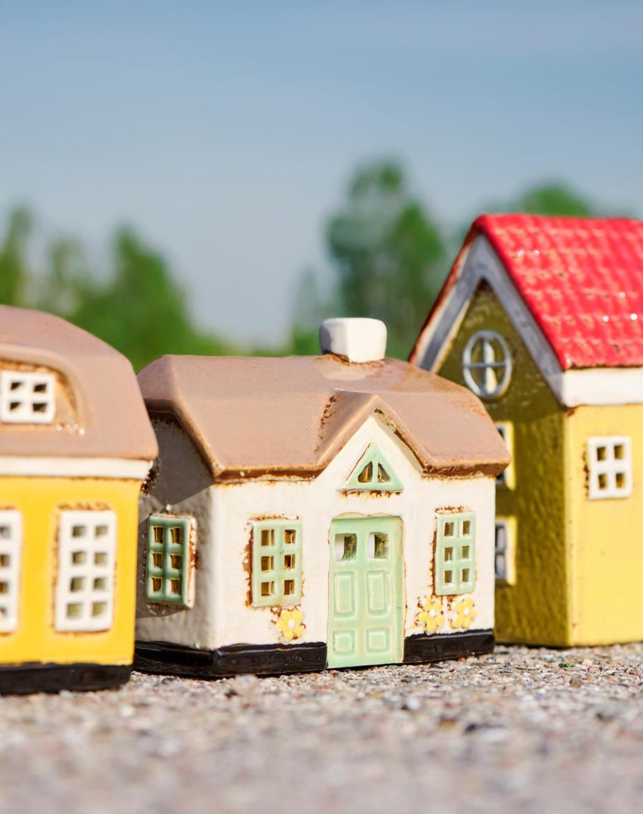 Teelichthaus Ebeltoft grüne Fenster