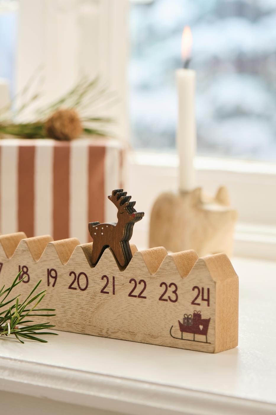 Weihnachtskalender 1-24 gehendes Rentier