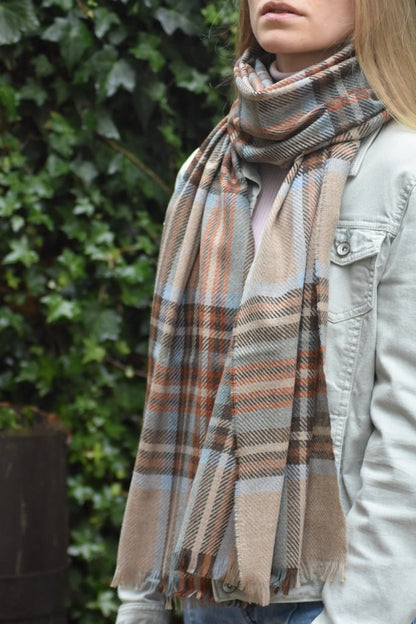 Brock Stewart Dress Eden Schal aus Wolle und Kaschmir