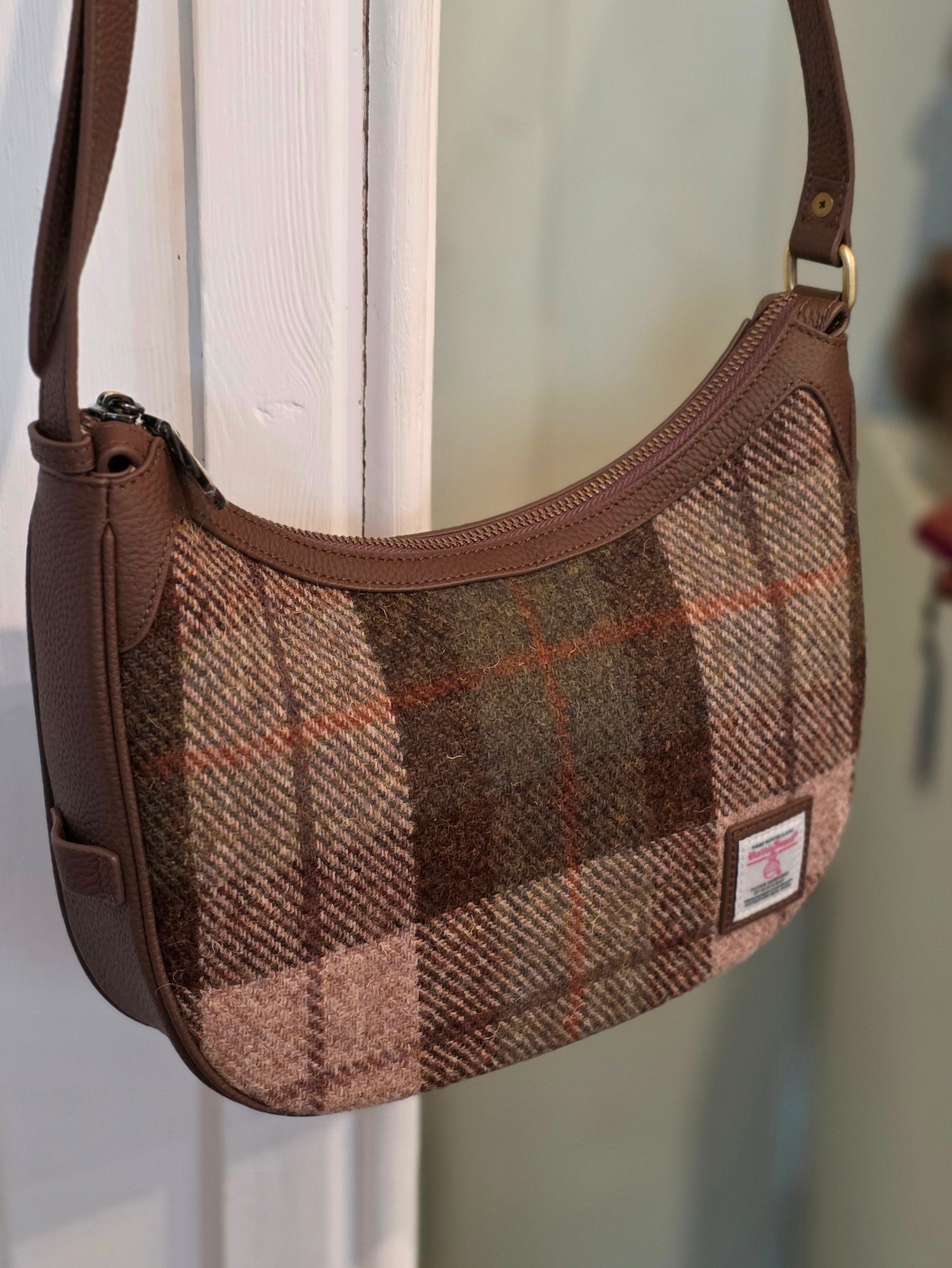 The Ellon Leather - Chestnut Tartan