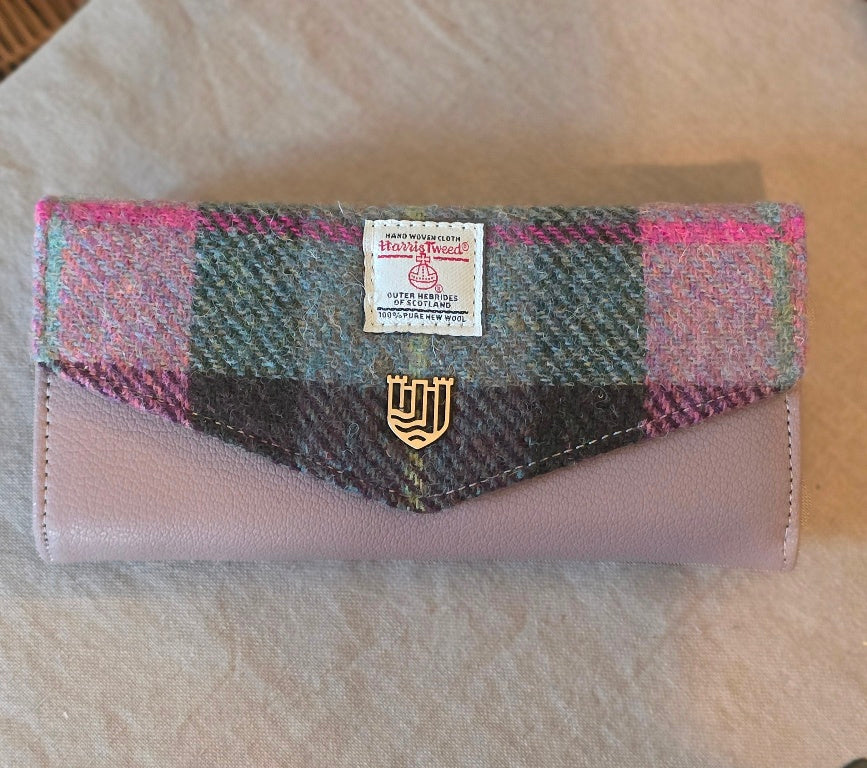 Die große Clasp Geldbörse Pink and Green Tartan