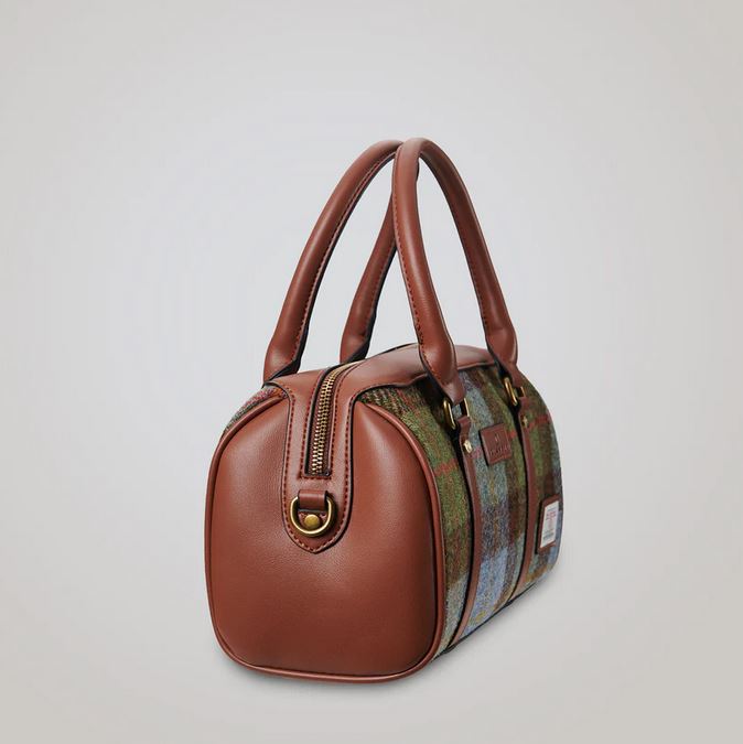 The Medium Duffel Bag Chestnut and Blue Tartan