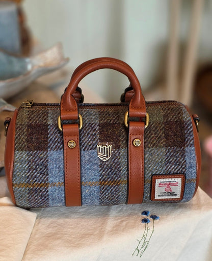 The Mini Duffel Bag Chestnut and Blue