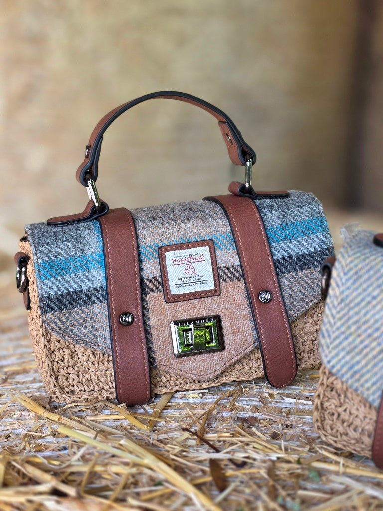 The Mini Straw Satchel Islander