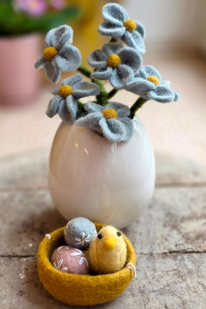 Valentinstag-Special: Frühlingsgruß – Eivase &amp; Filzdetails