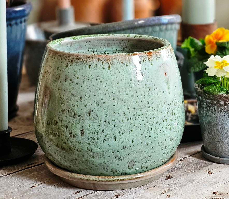 Glasierter Pflanztopf SANNE - DUSTY GREEN – Die Alte Milchkammer