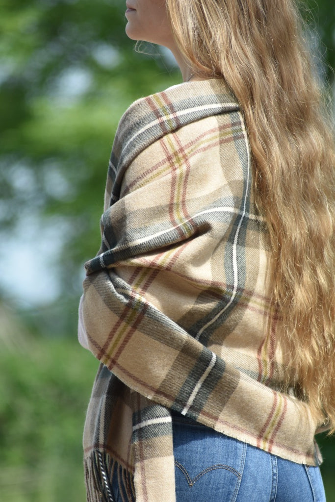 Lambswool Stola Saskatchewan Weathered Canadian Tartan
