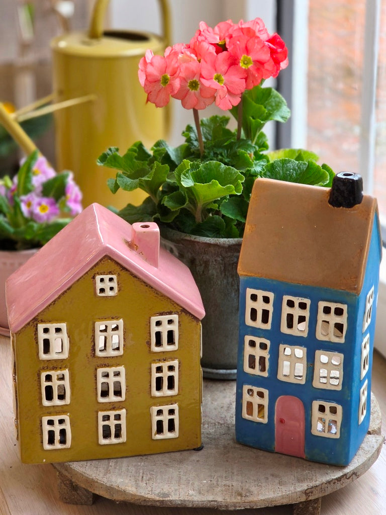 Valentinstag-Special: Teelichthäuser-Set – Gemütliches Licht für den Tag der Liebe