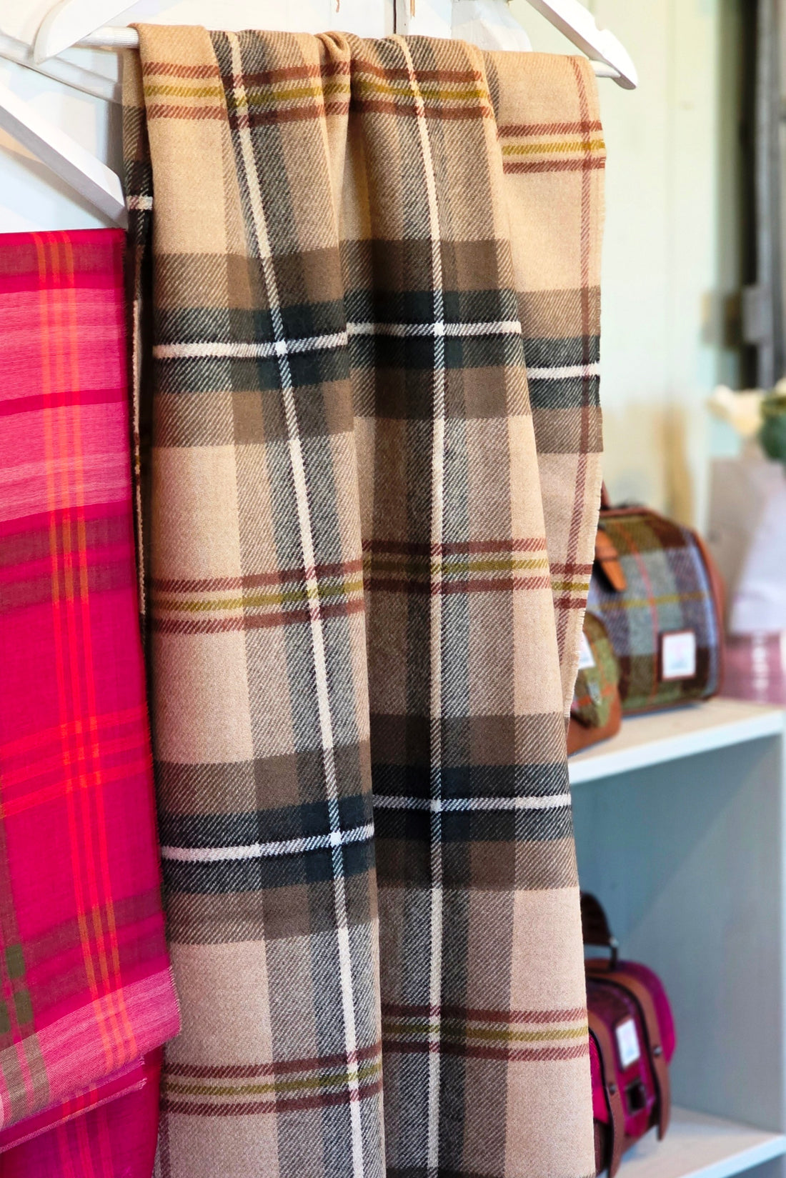 Lambswool Stola Saskatchewan Weathered Canadian Tartan