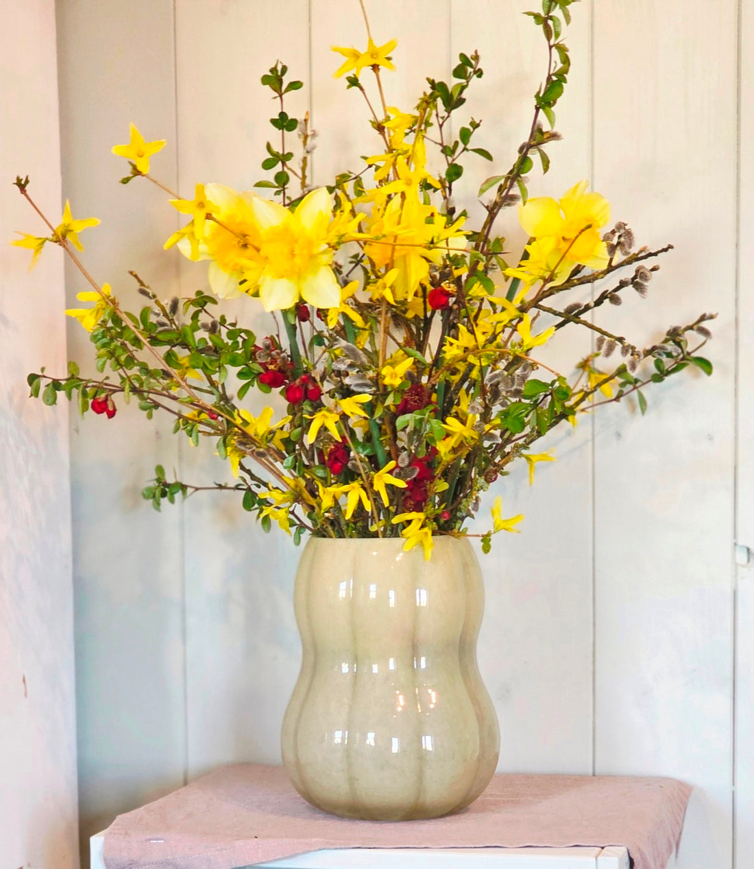Vase mit Rillen Veneto durchgefärbtes gelbes Glas